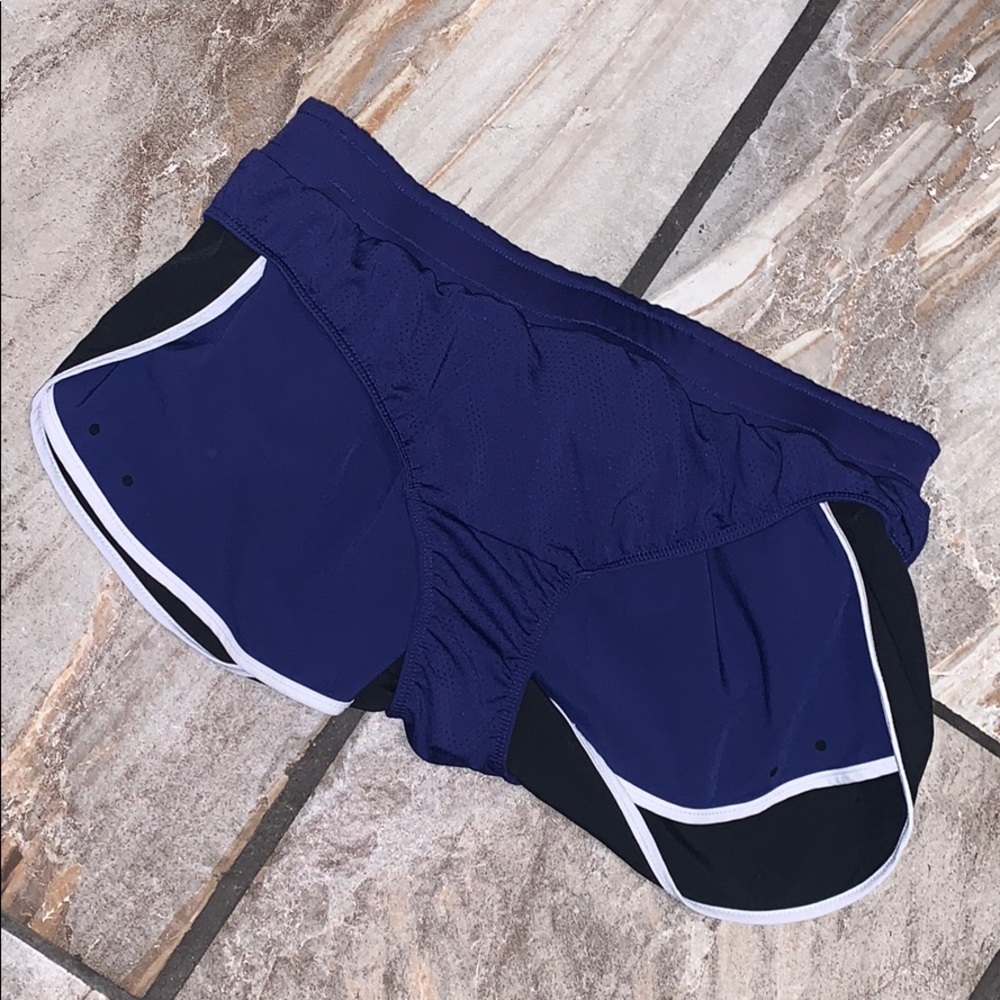 Navy Fabletics Shorts - Picture 9 of 11